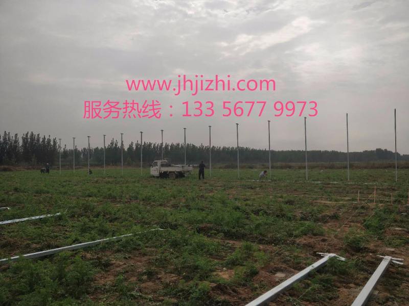立柱安裝現(xiàn)場